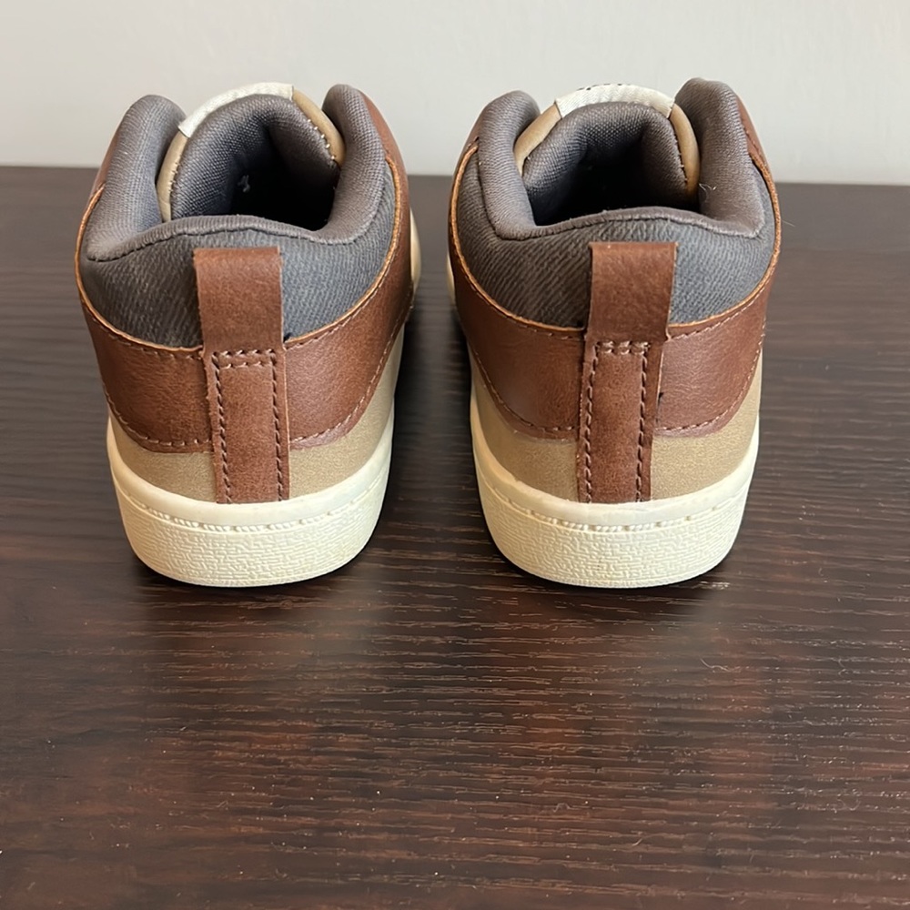 Carter’s boots - Picture 3 of 6